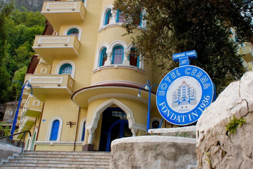 Hotel Cerna Băile Herculane Εξωτερικό φωτογραφία